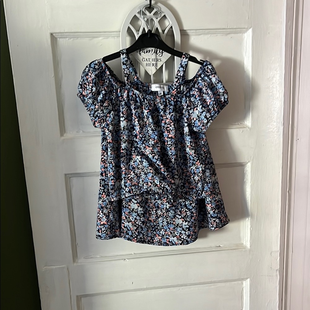 Ruffled Blue and White Cap-Style Sleeve Blouse